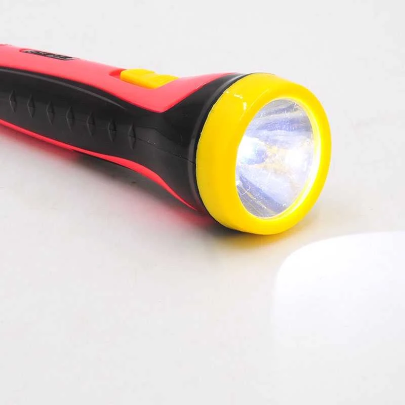 LED žibintuvėlis su elementais