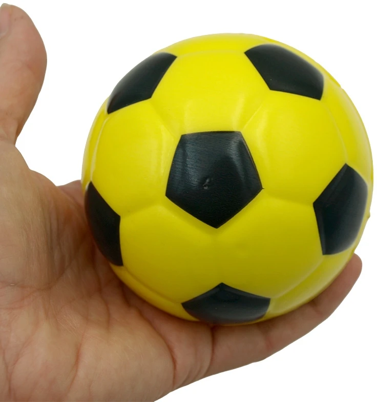 Paroloninis futbolo kamuoliukas-šokliukas, 9 cm - Geltona