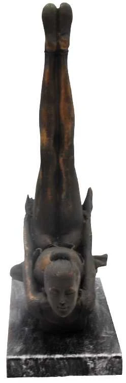 Statulėlė Gimnastė su kamuoliu, 27x16,7x8,5 cm