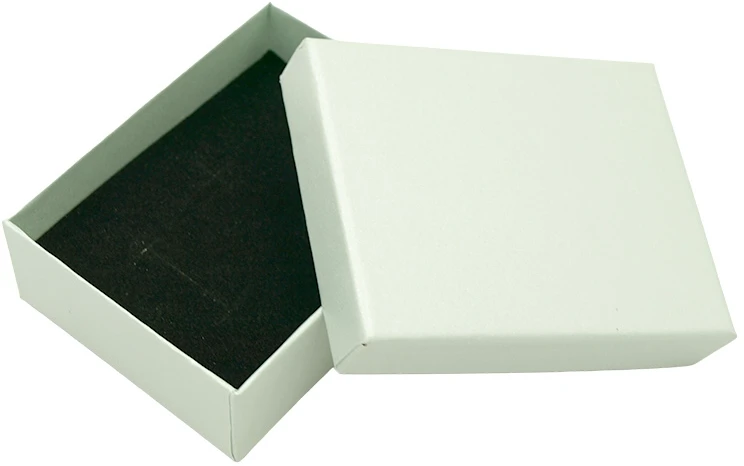 Žalsva popierinė dovanų dėžutė papuošalams, 7x9 cm