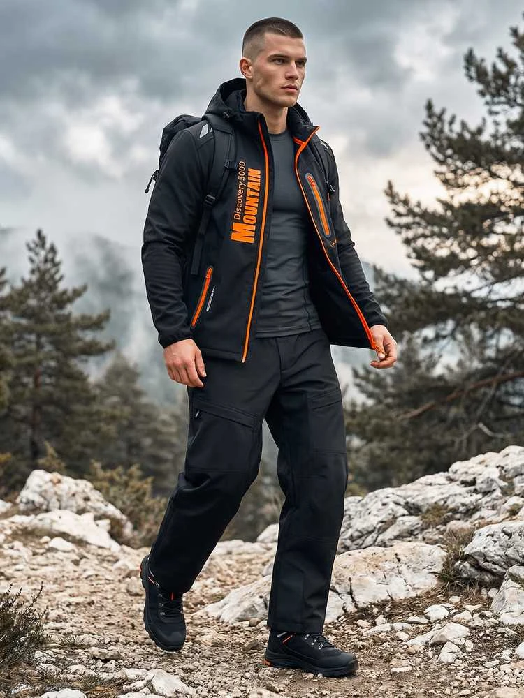 Juoda vyriška striukė su oranžinėmis detalėmis Ero