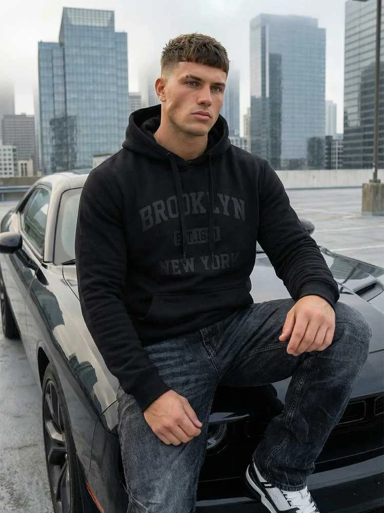 Juodas džemperis su gobtuvu Brooklyn