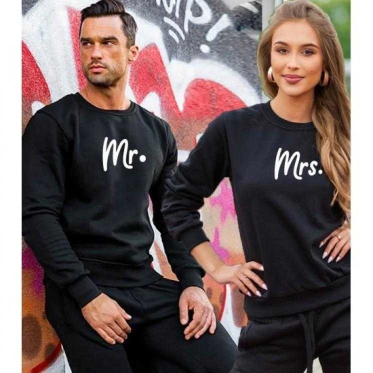 Juodas megztinis Mr&Mrs