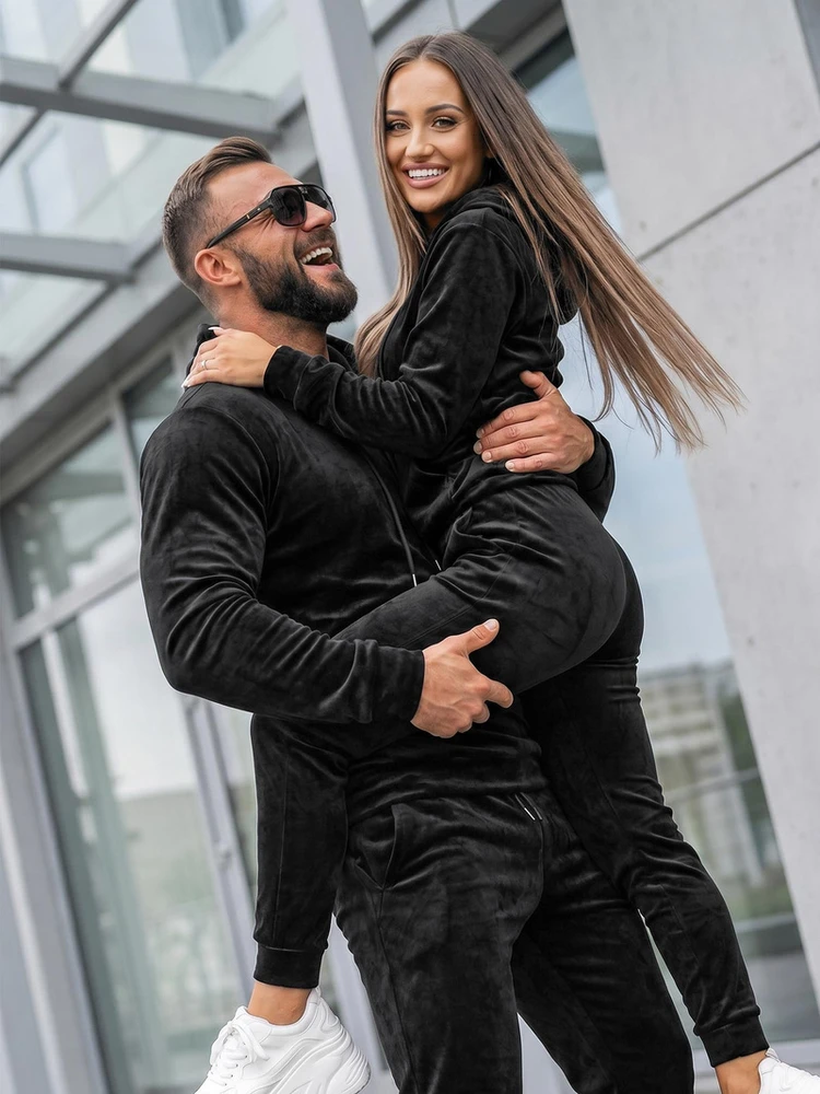Juodų veliūrinių komplektų rinkinys Minel