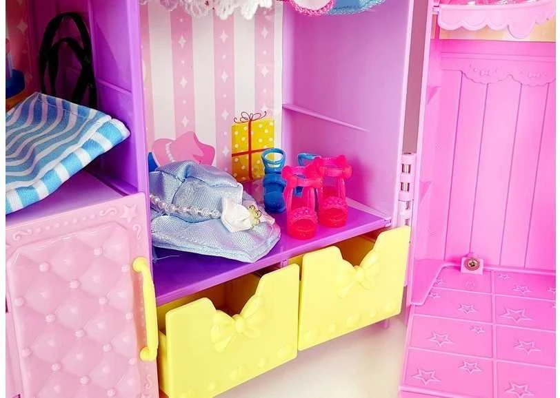 Lean Toys Lėlė su persirengimo kambariu ir priedais