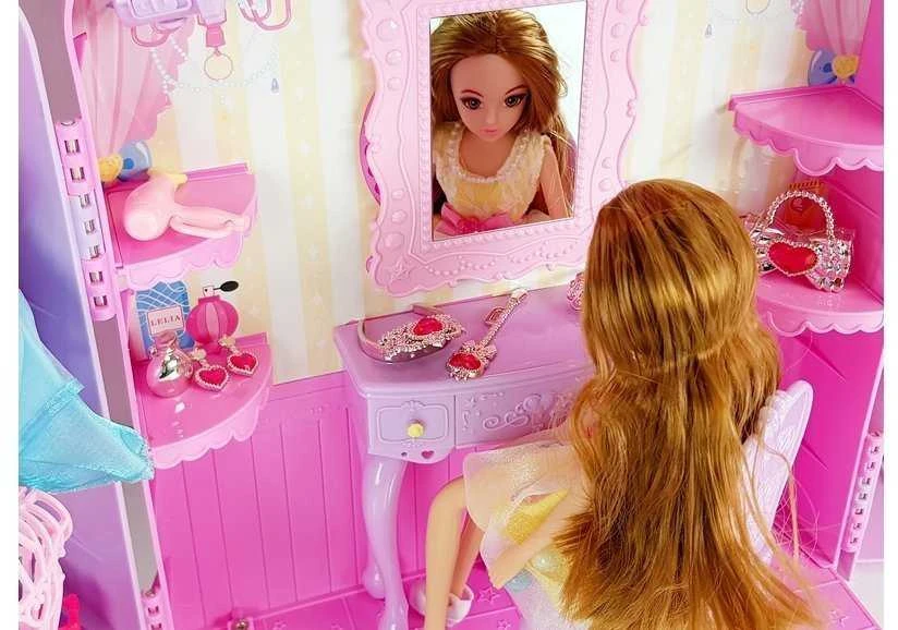 Lean Toys Lėlė su persirengimo kambariu ir priedais