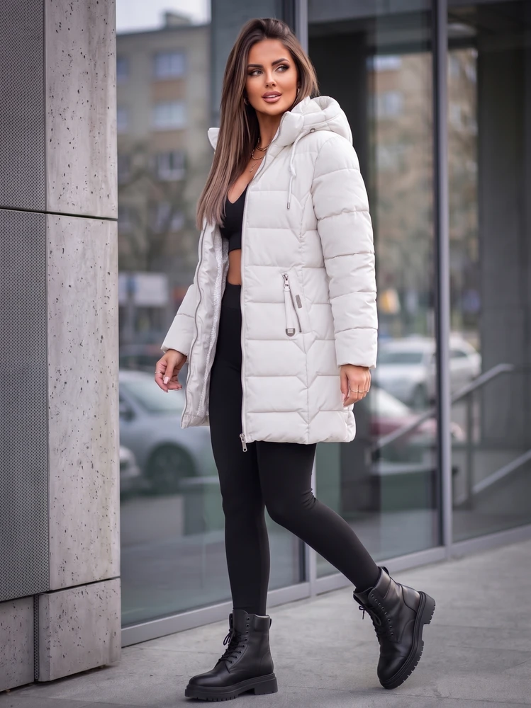 Moteriška balta striukė Coco