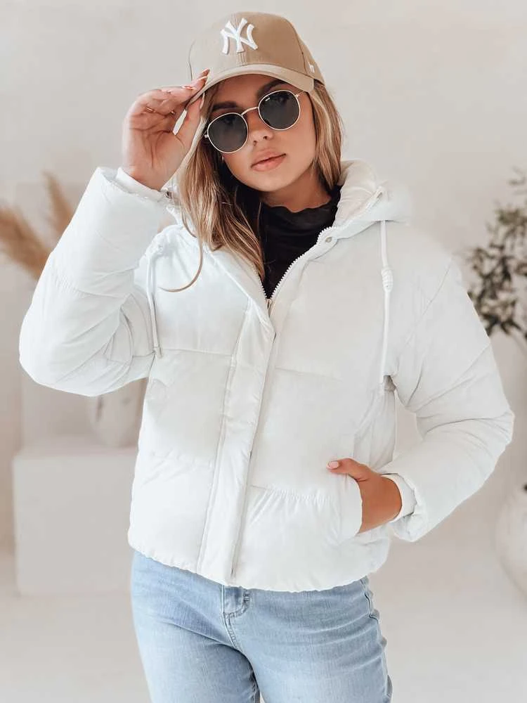Moteriška baltos spalvos striukė Snowlike