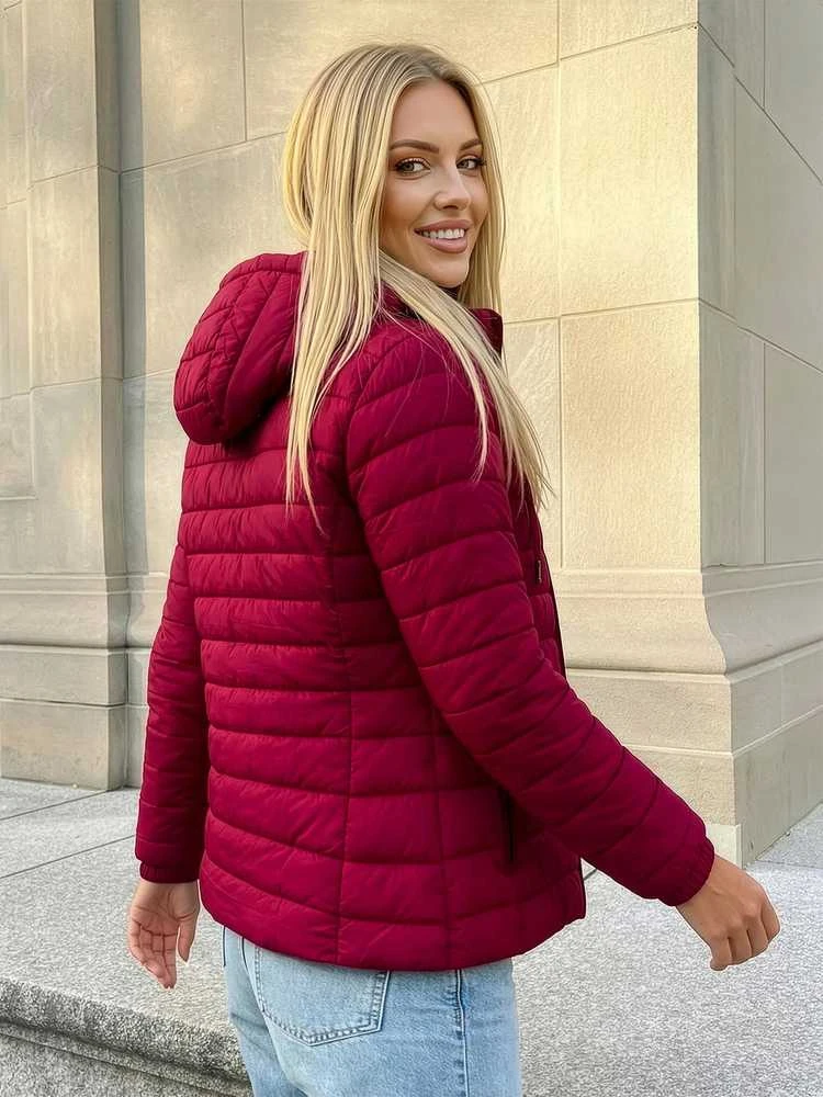 Moteriška bordo spalvos striukė Albi