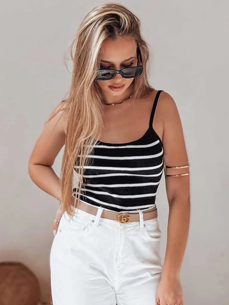 Moteriška juoda dryžuota glaustinukė Strip