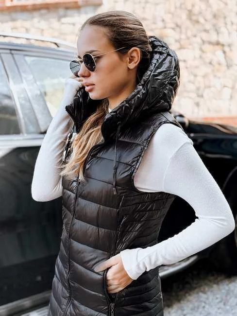 Moteriška juoda liemenė su gobtuvu Warm