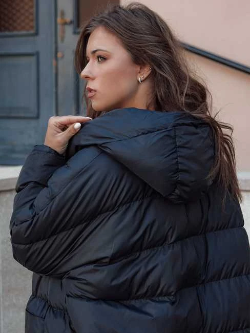Moteriška juoda žieminė sriukė Annika