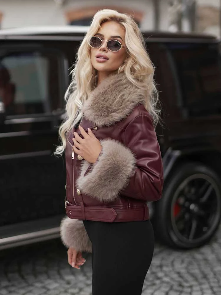 Moteriška odinė bordo spalvos striukė su rusvu kailiuku Elis