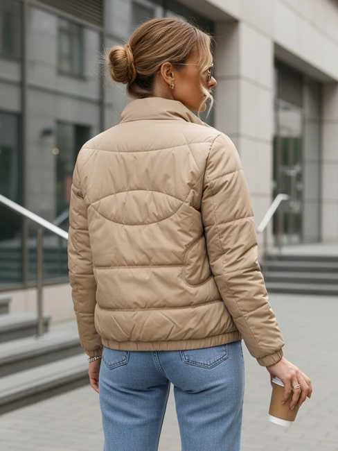 Moteriška pereinamojo sezono rusva striukė Elin