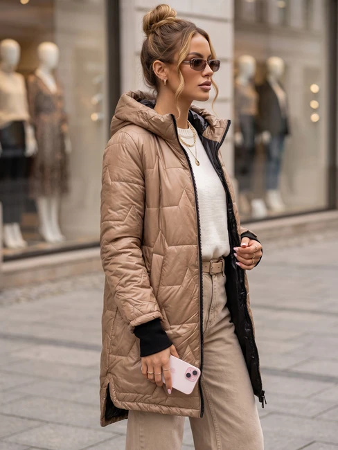 Moteriška ruda striukė Greta