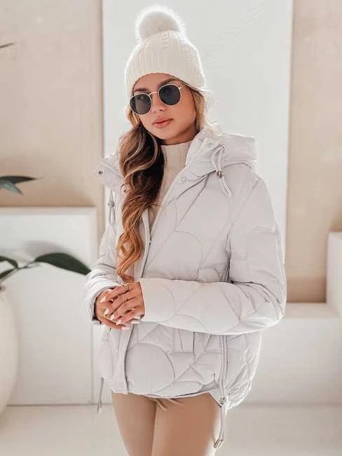 Moteriška žieminė baltos spalvos striukė Silma