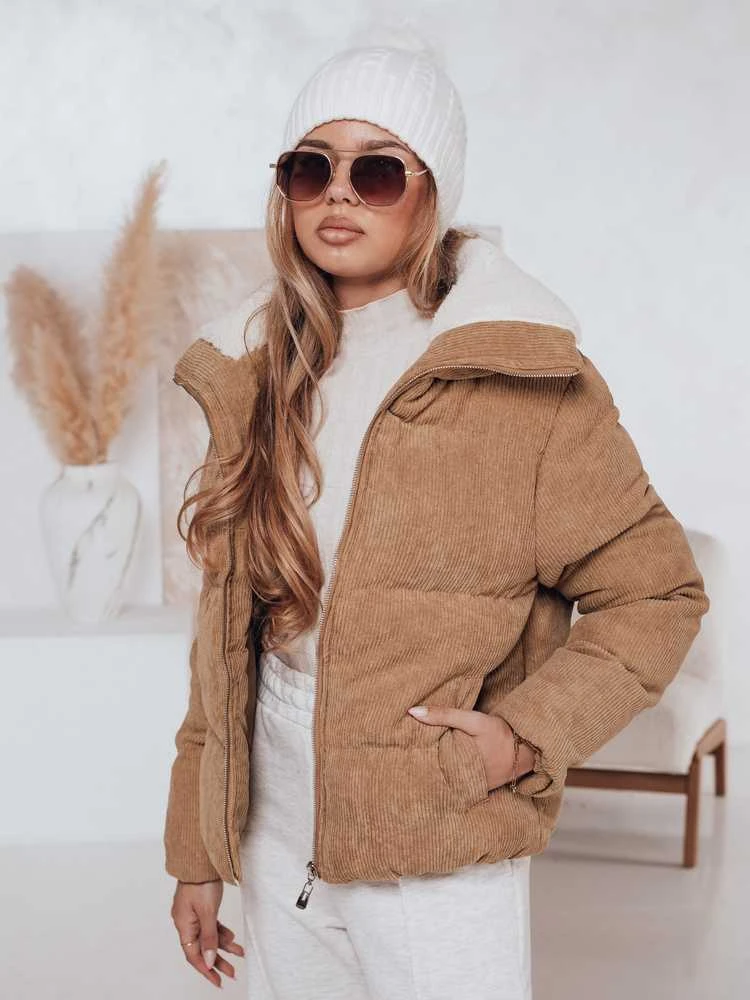 Moteriška žieminė šviesiai ruda striukė Trendy