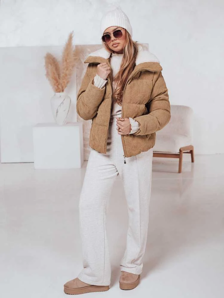 Moteriška žieminė šviesiai ruda striukė Trendy
