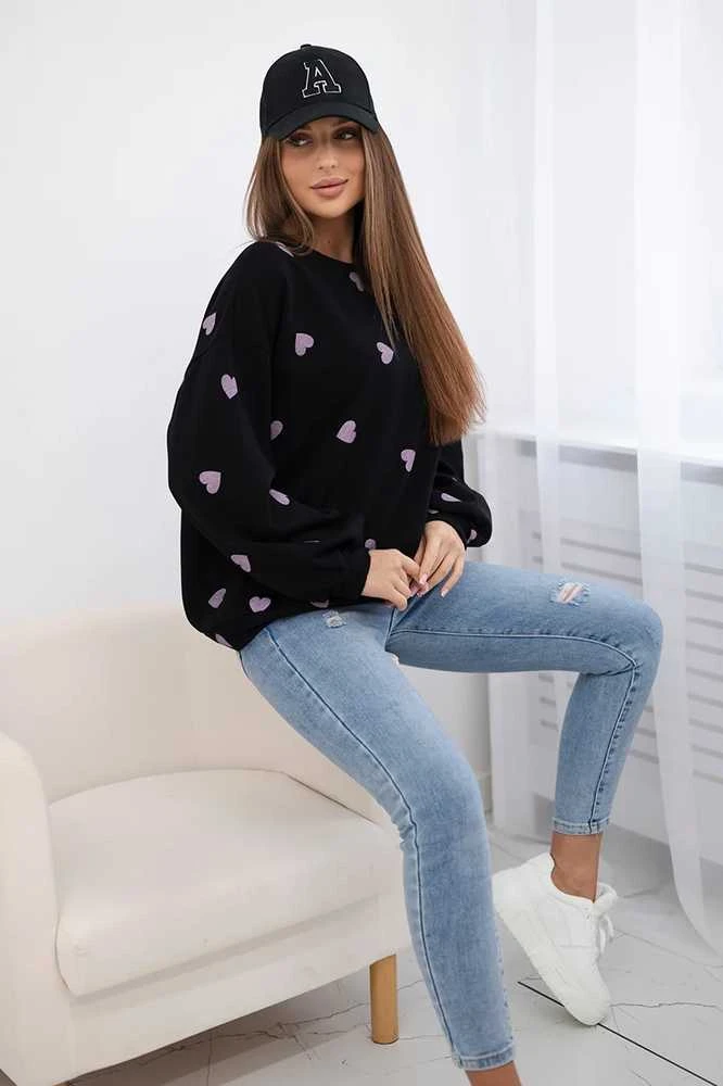 Moteriškas juodas džemperis su širdelėmis Heart