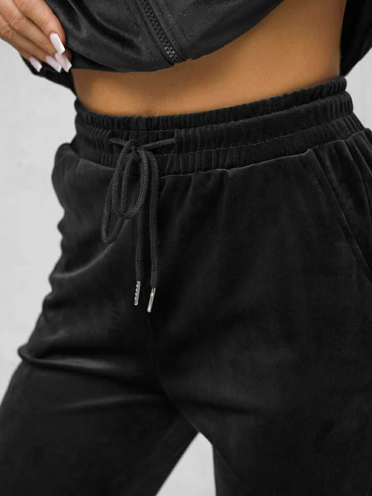 Moteriškos juodos veliūrinės kelnės Rosi