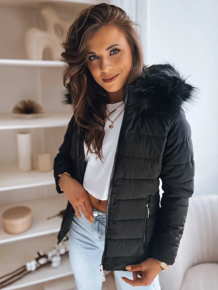 Striukė su kailiniu gobtuvu Model
