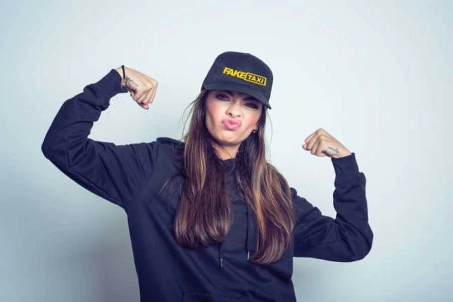 Tamsiai mėlyna FullCap kepurė FakeTaxi