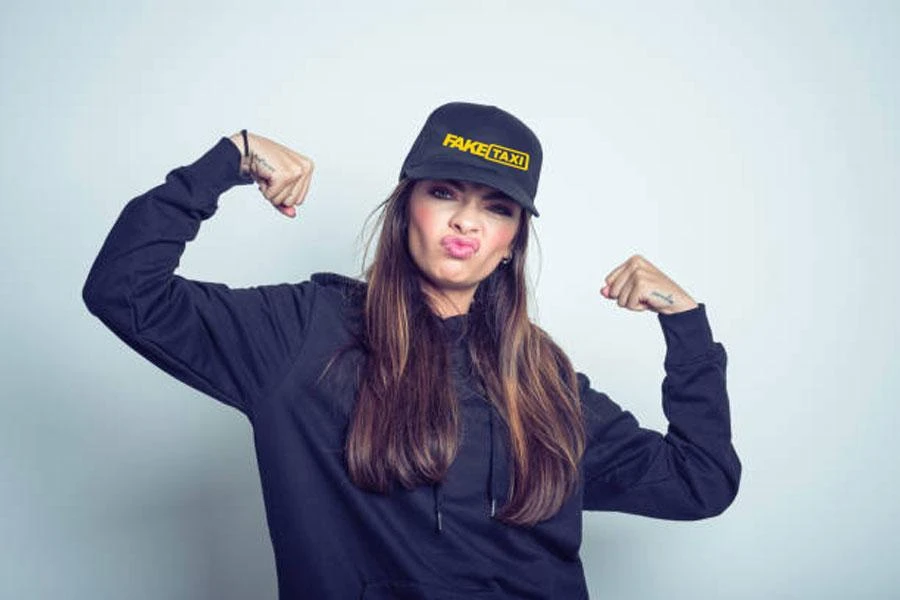 Tamsiai mėlyna FullCap kepurė FakeTaxi