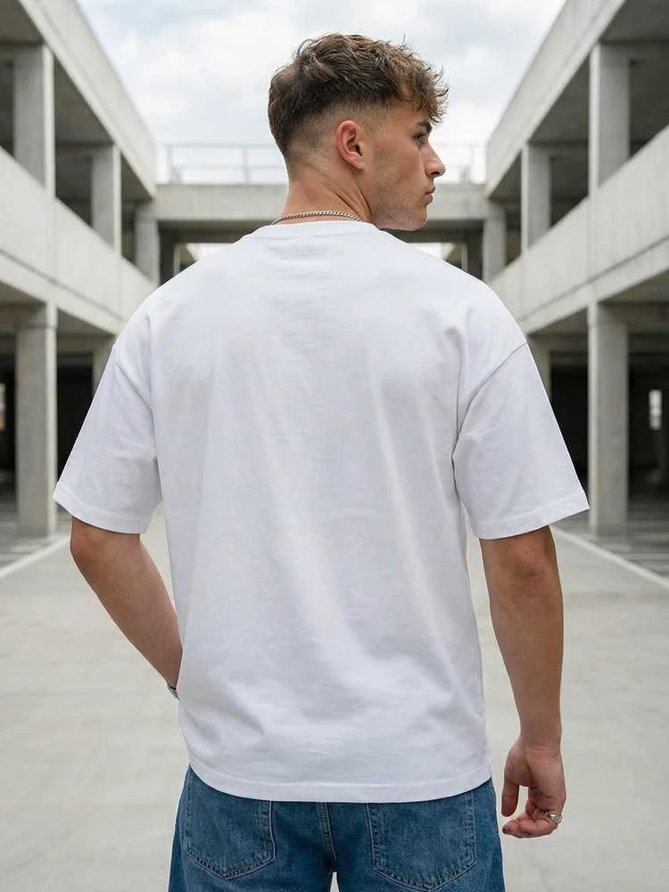 Vyriškas baltas oversize marškinėlis „Jevin“