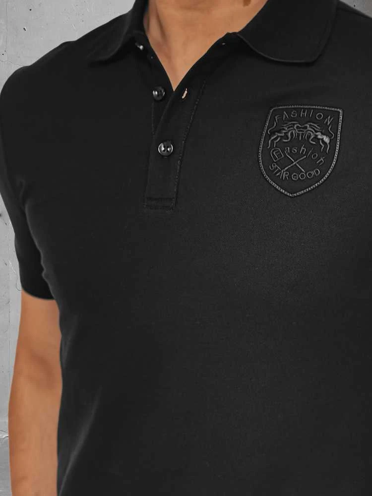 Vyriški juodos spalvos polo marškinėliai su logotipu Emb