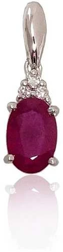Auksinis pakabukas su brangakmeniais. . Praba: 585°. Akmuo: Briliantai , Rubinas - 0.47 g. - 14 mm. - Briliantai (0,018Ct), Rubinas (0,581Ct)