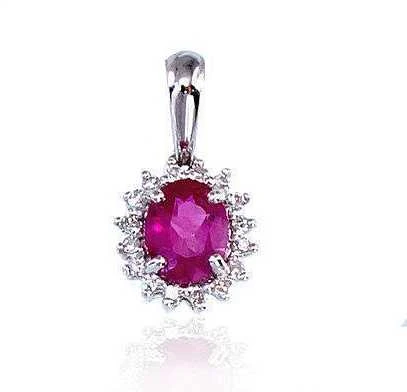 Auksinis pakabukas su brangakmeniais. Metalas: Baltas Auksas. Praba: 585°. Akmuo: Briliantai , Rubinas - 14 mm. - 0.55 g. - Briliantai (0,04Ct), Rubinas (0,52Ct)