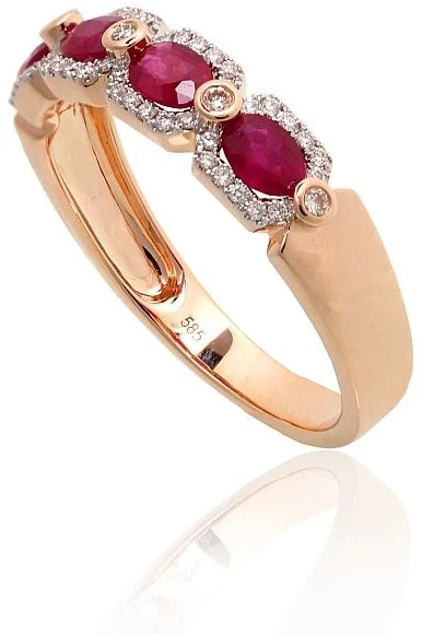 Auksinis žiedas - 19 - 2.94 g. - Briliantai (0,167Ct), Rubinas (0,768Ct)