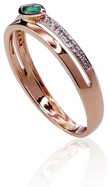 Auksinis žiedas su brangakmeniais. Metalas: Raudonas Auksas. Praba: 585°. Akmuo: Briliantai , Smaragdas - 17.5 - 1.65 g. - Briliantai (0,06Ct), Smaragdas (0,145Ct)