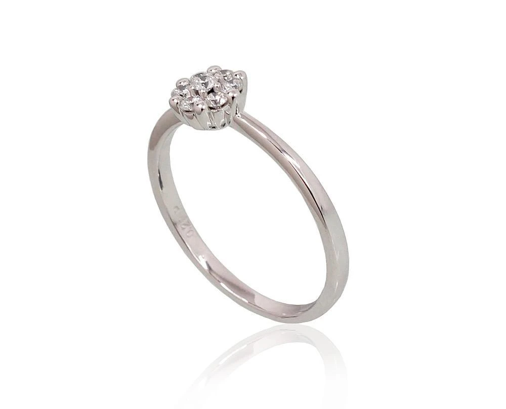 Auksinis žiedas su brangakmeniais. Metalas: Baltas Auksas. Praba: 585°. Akmuo: Briliantai - 18.5 - 1.72 g. - Briliantai (0,2Ct)