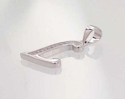 Sidabrinis Pakabukas - Vardo Raidė. Metalas: Sidabras. Praba: 925°. Akmuo: Cirkonai - 1.3 g. - 22 mm.