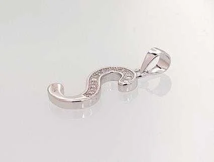 Sidabrinis Pakabukas - Vardo Raidė. Metalas: Sidabras. Praba: 925°. Akmuo: Cirkonai - 1.5 g. - 25 mm.