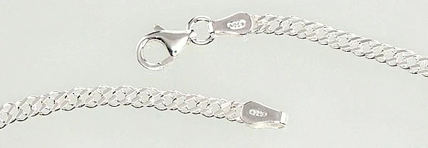 Sidabrinė grandinėlė Rombo 2,8 mm , briaunų apdirbimas deimantu - 6.5 g. - 50 - 2,8 mm.