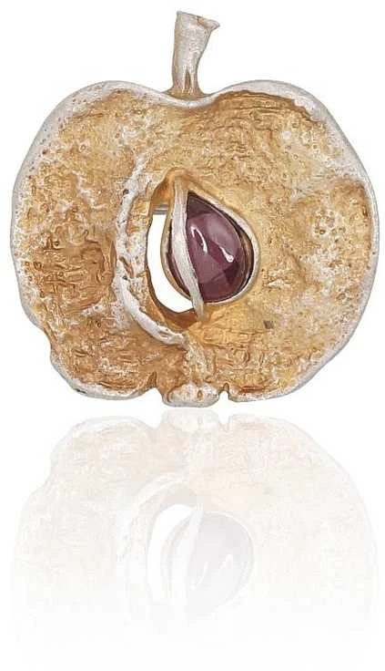 Sidabrinė sagė - 3.7 g. - 22 mm.