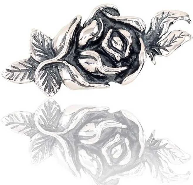 Sidabrinė sagė - 5.6 g. - 39 mm.