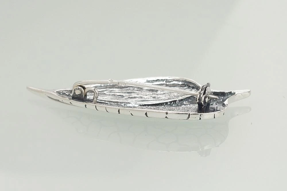 Sidabrinė sagė - 6.5 g. - 47 mm.