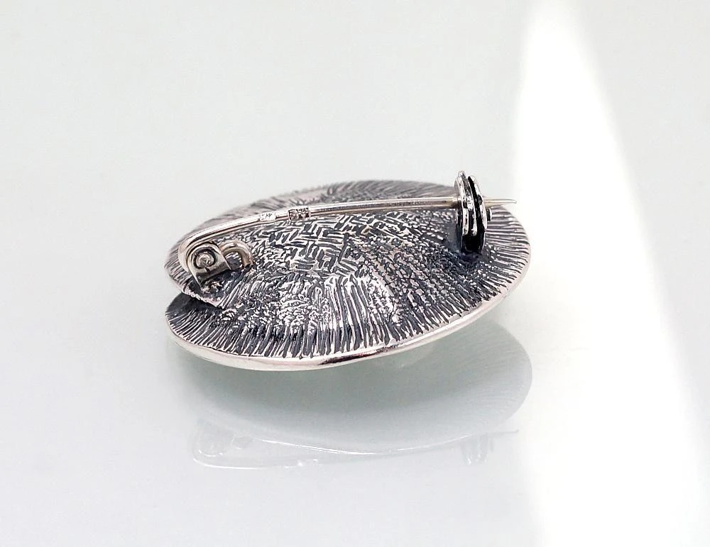 Sidabrinė sagė - 28 mm. - 9.9 g.
