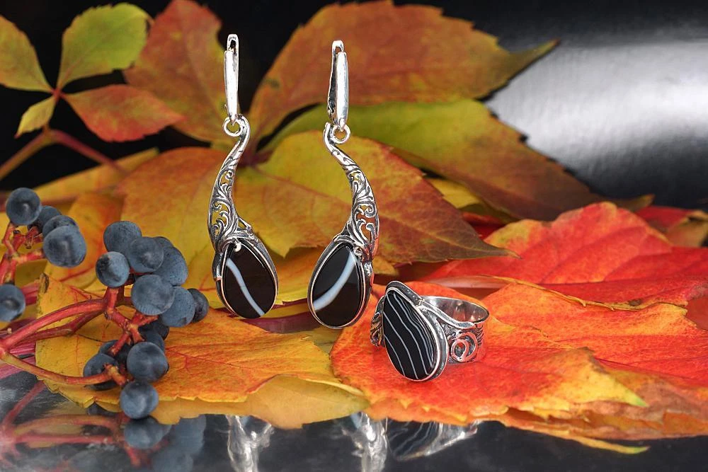 Sidabriniai auskarai anglišku užsegimu, Metalas: Sidabras, Praba: 925°, Akmuo: Agatas - 10.3 g. - 56 mm.