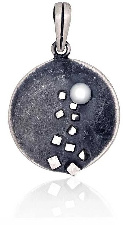 Sidabrinis pakabukas - 5.6 g. - 39 mm.