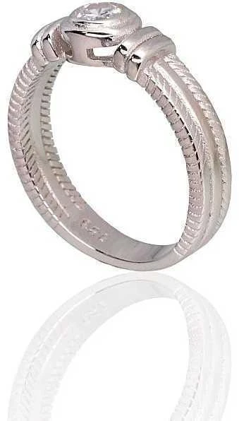 Sidabrinis sužadėtuvių žiedas. Praba: 925°, Metalas: Sidabras, Akmuo: Cirkonai - 17.5 - 4.1 g.