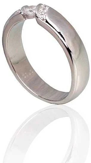 Sidabrinis sužadėtuvių žiedas. Praba: 925°, Metalas: Sidabras, Akmuo: Cirkonai - 18 - 4.5 g.