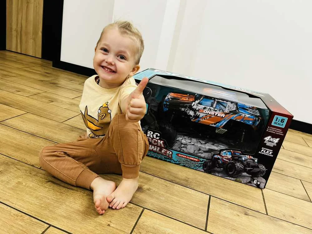 Cooler Stuff Didelis1:6 RC mašina džipas visureigis su nuotoliniu valdymo pultu 57 cm ilgis