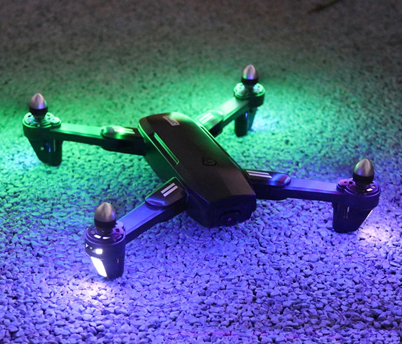 Cooler Stuff Dronas r/c valdomas programėle, su filmavimo funkcija , 2 baterijos 3.7V, LED