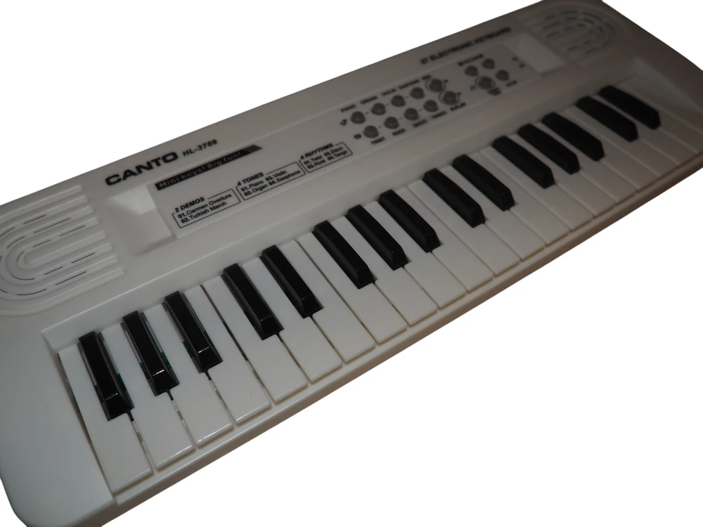 Elektrinis vaikiškas pianinas baltas