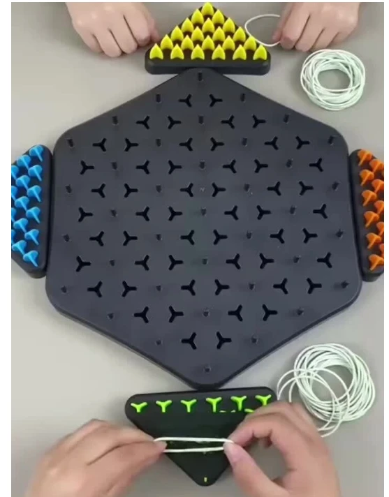 Magy Strateginis virvučių geometrijos stalo žaidimas Chain Game