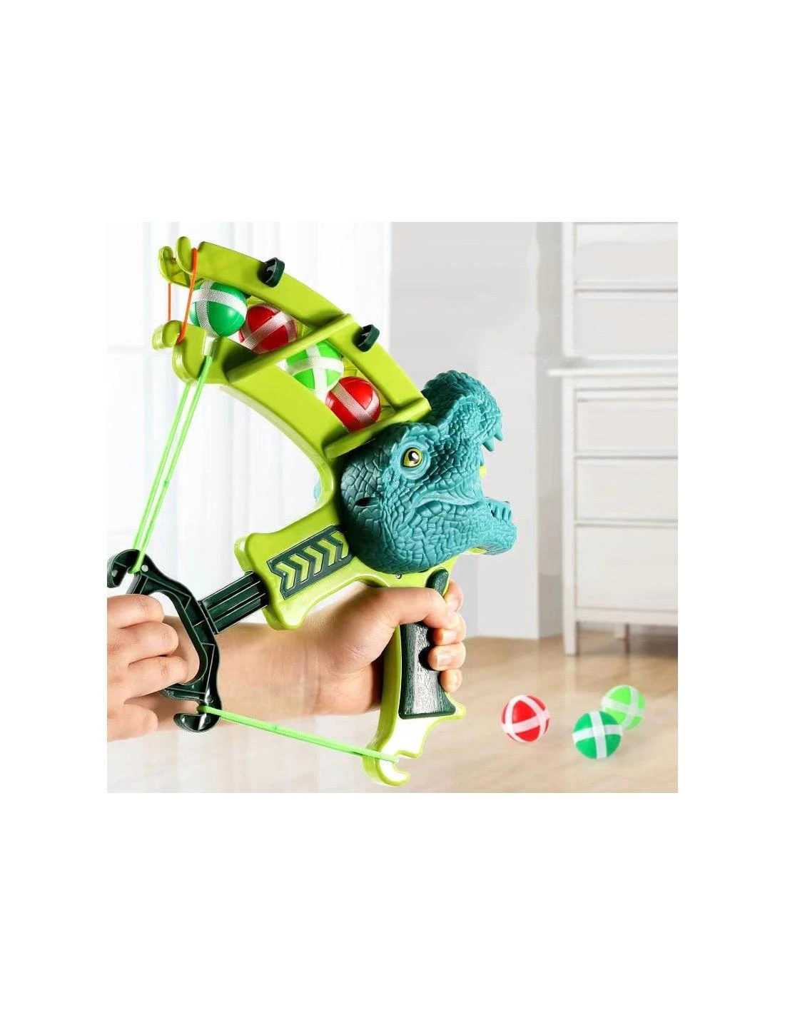 Malplay Lankas su limpančiais sticky kamuoliukais ir taikinys